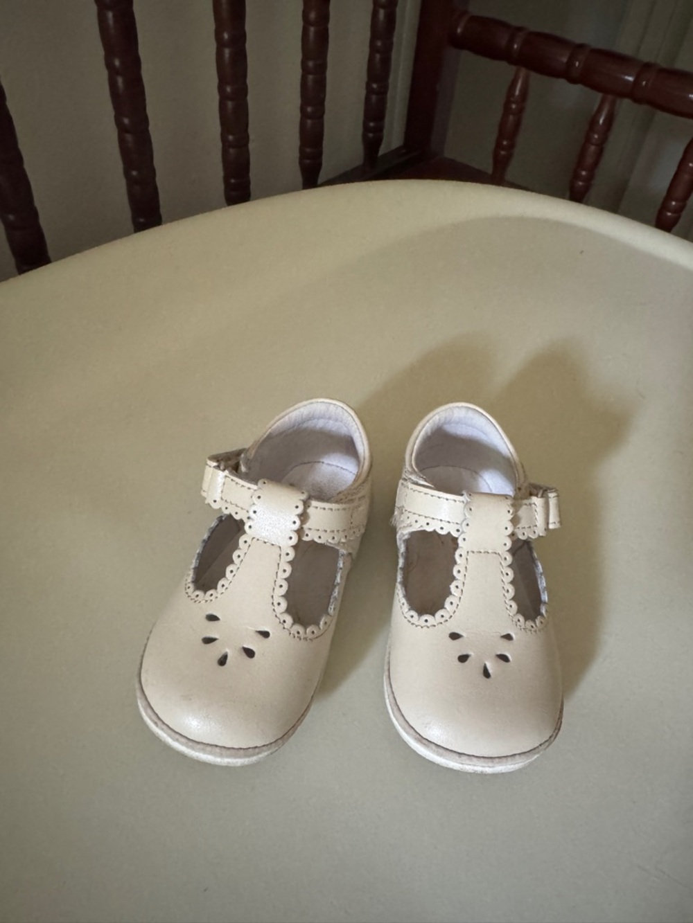 L'Amour Cream T-Strap Dottie Scalloped Shoes